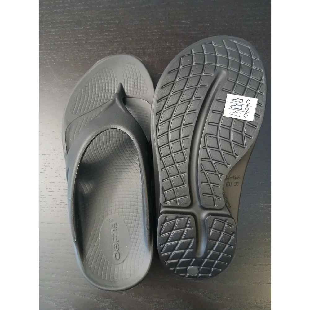 OOFOS OOriginal Recovery Sandals Black Unisex Mens 4 Womens 6 Flip Flop 1000
